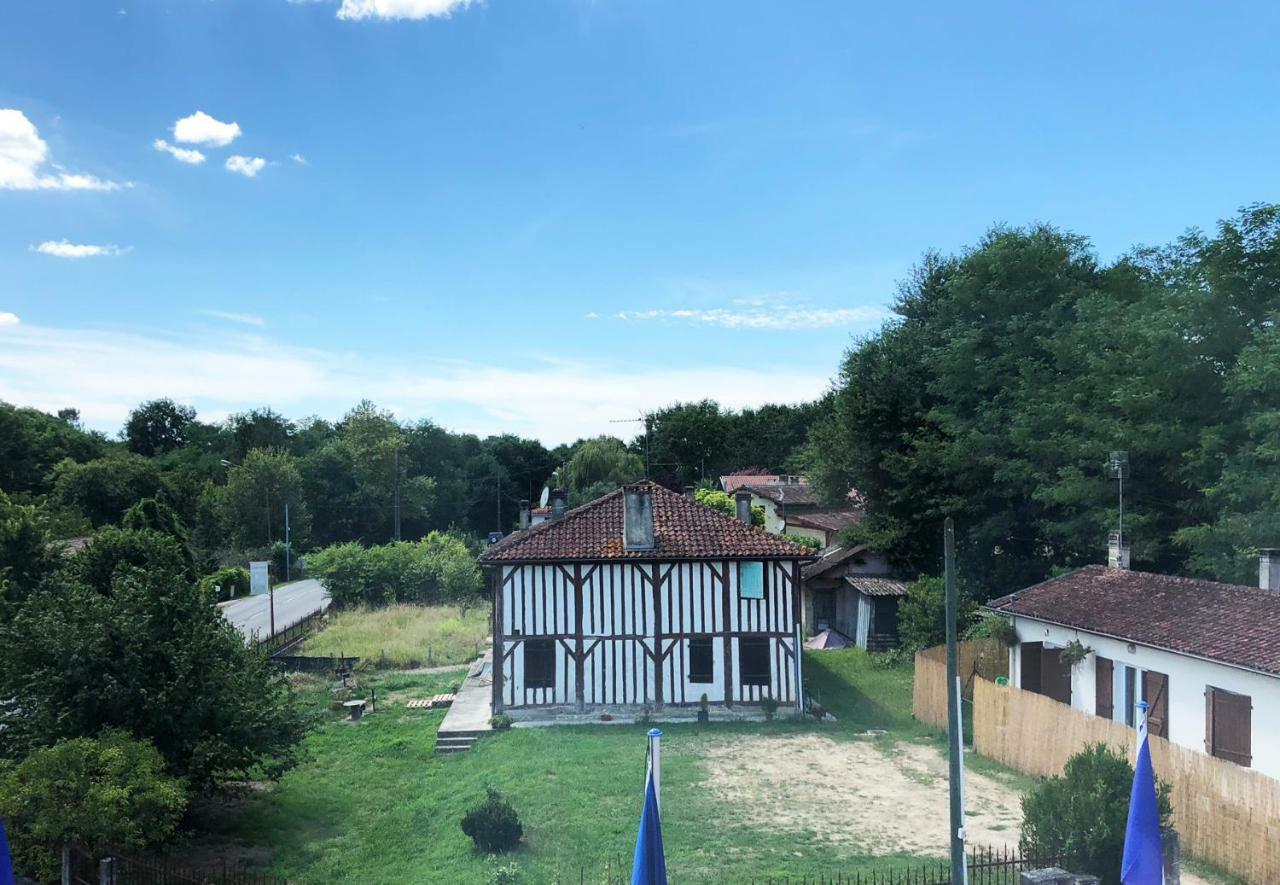 Hotel Du Lac D'Arjuzanx Exteriör bild